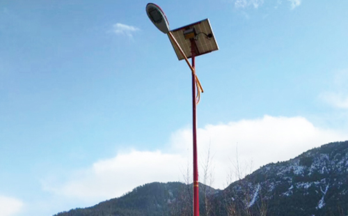 如何选择高质量的甘谷太阳能路灯材料：全方位指南